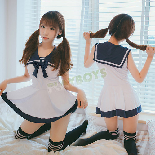 嬌羞俏皮甜美學生裝