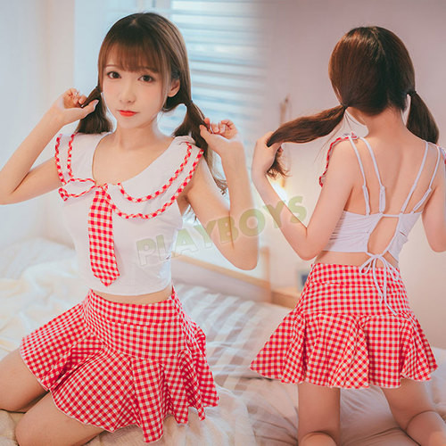 嬌嫩美眉美背學生裝